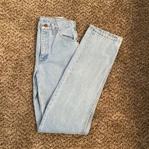Wrangler Jeans! 28X36 Slim Fit Cowboy Cut.